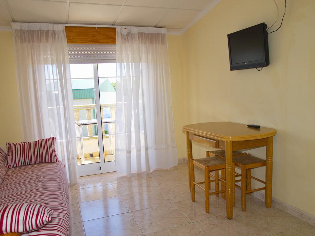 Apartamentos Barrosa 포르토노보 객실 사진